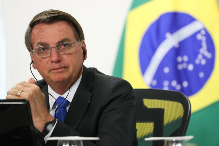  Auxílio emergencial puxa aprovação de Bolsonaro, que tem melhor resultado no Datafolha