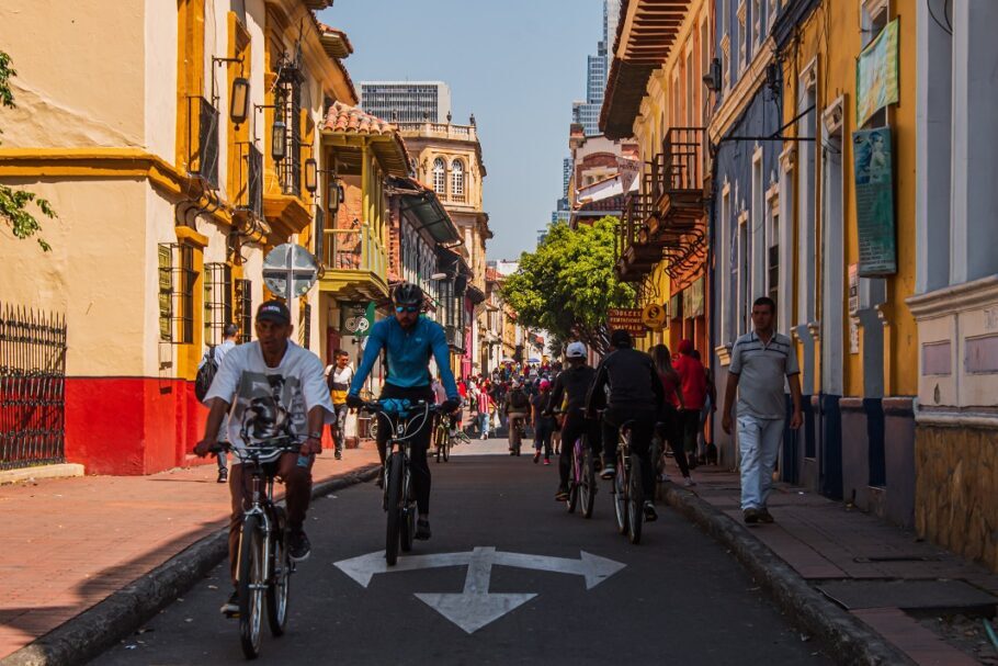 Quase 7% do total dos deslocamentos em Bogotá são realizados em bicicletas, mais do que em qualquer outro país da América Latina