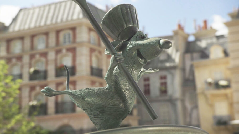 Fãs podem curtir um passeio pela famosa atração Ratatouille: The Adventure, na Disney Paris