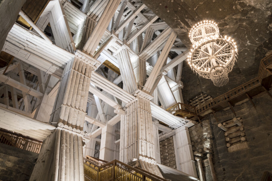 Interior da mina de sal de Wieliczka