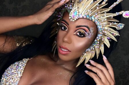 Rainha do Carnaval de BH é chamada de ‘macaca’ em app de paquera