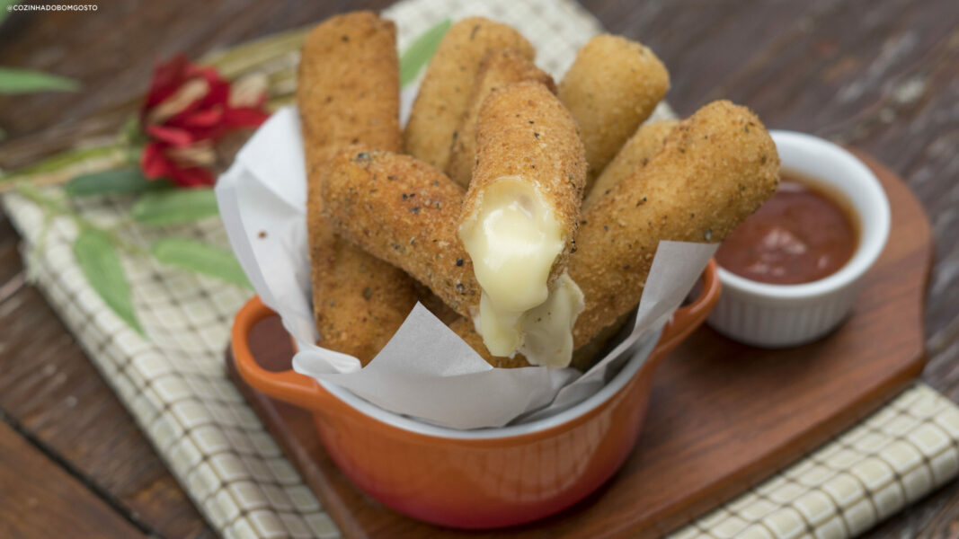 Palitos de Queijo Crocantes: feitos com pão de forma