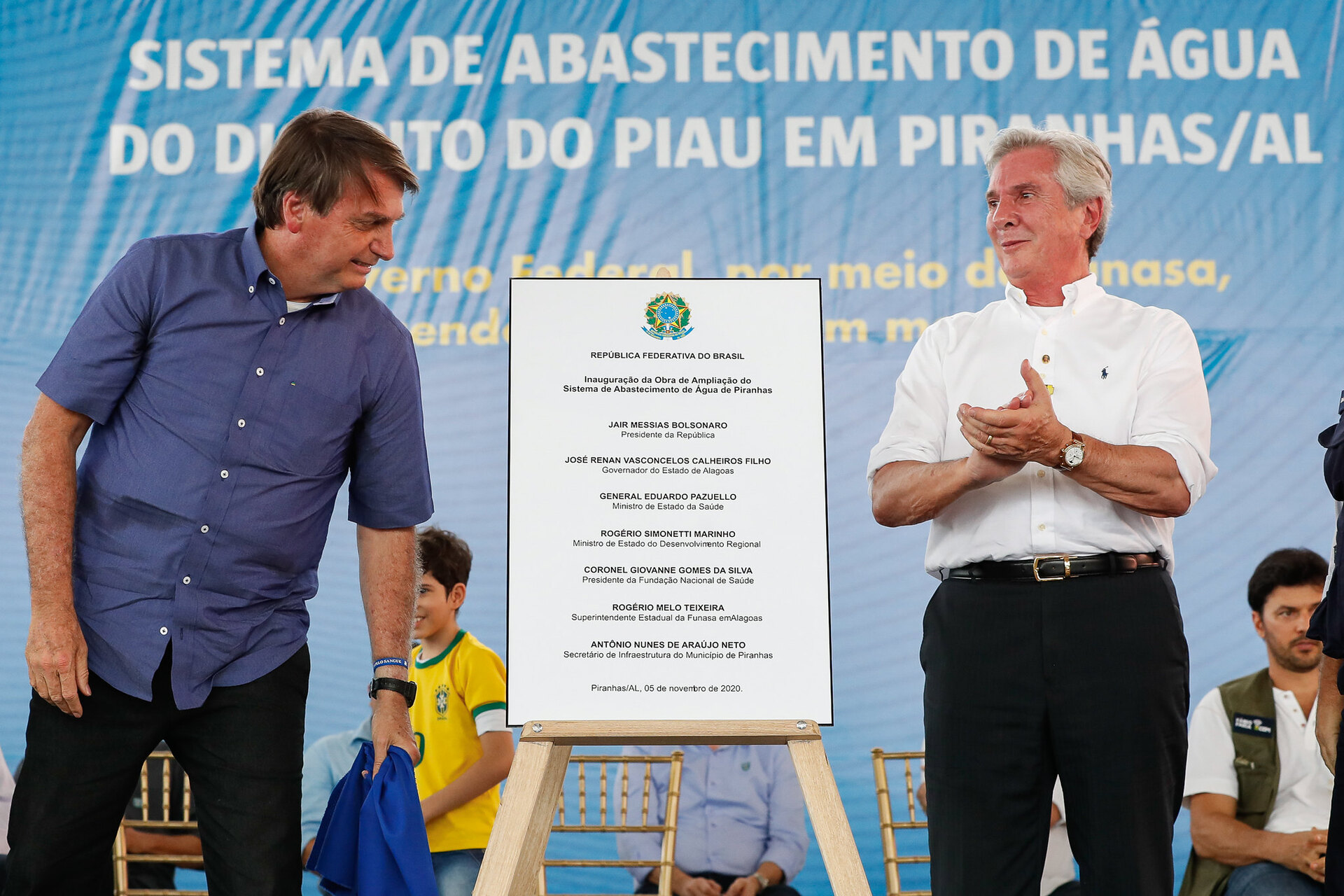 Em Alagoas, presidente Jair Bolsonaro elogia Fernando Collor: ‘luta pelo Brasil’