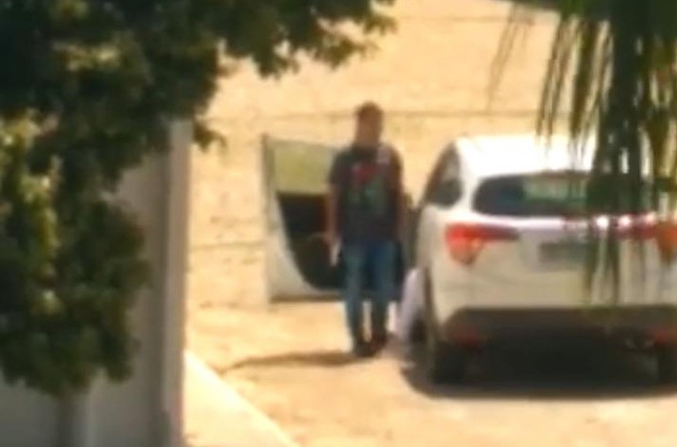 PM fez ex-namorada de refém em estacionamento de universidade em Valença