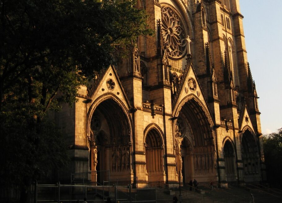 Igreja Catedral de São João Divino, em Nova York