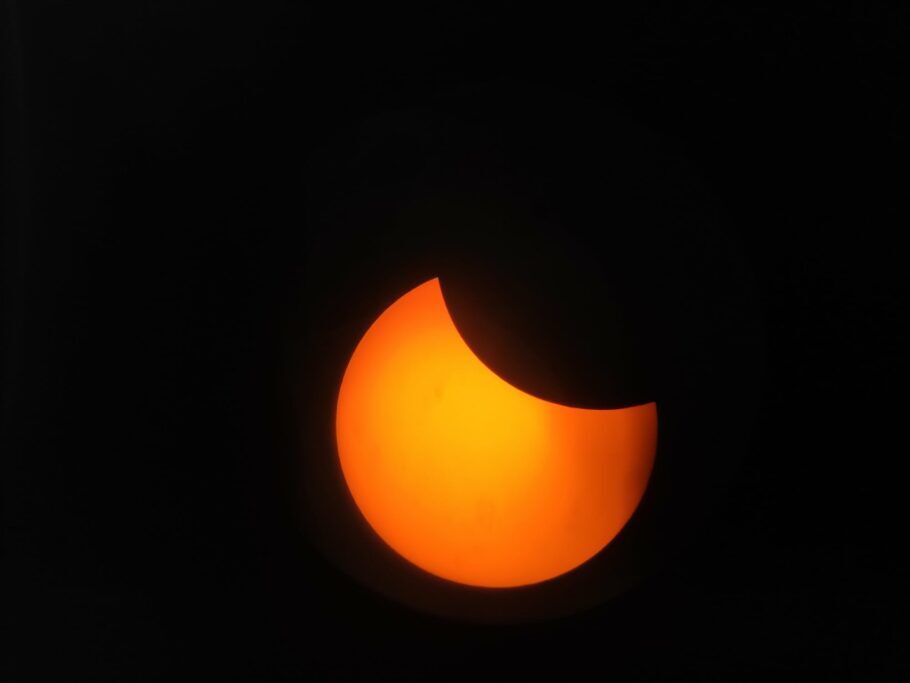 Planetário fez um registro maravilhoso do eclipse solar!