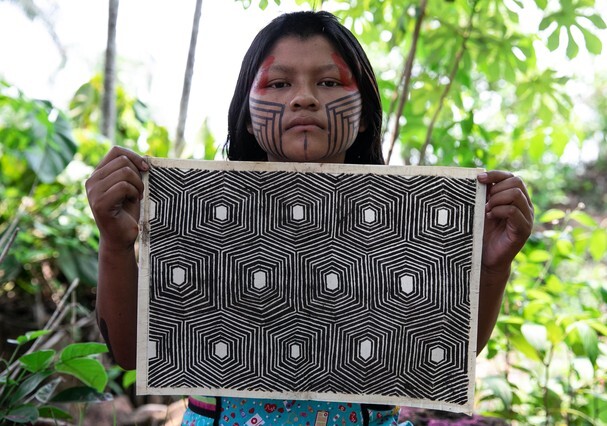 Tucum Brasil lança loja online para artesãos indígenas venderem seus produtos