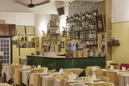 O Star City preserva em sua decoração o estilo rústico-chique dos restaurantes de São Paulo nos anos 60