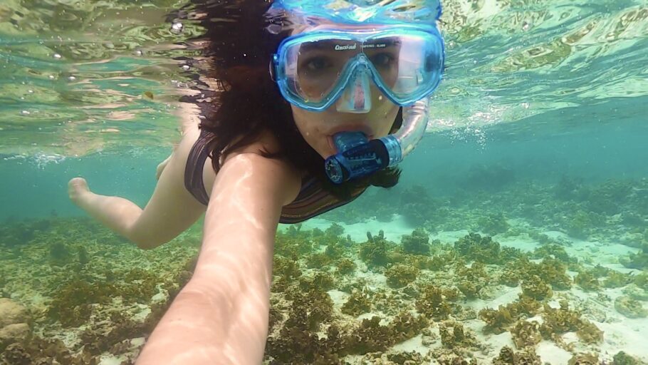 Frame de vídeo subaquático em Seychelles, transformado em foto pelo app Quik