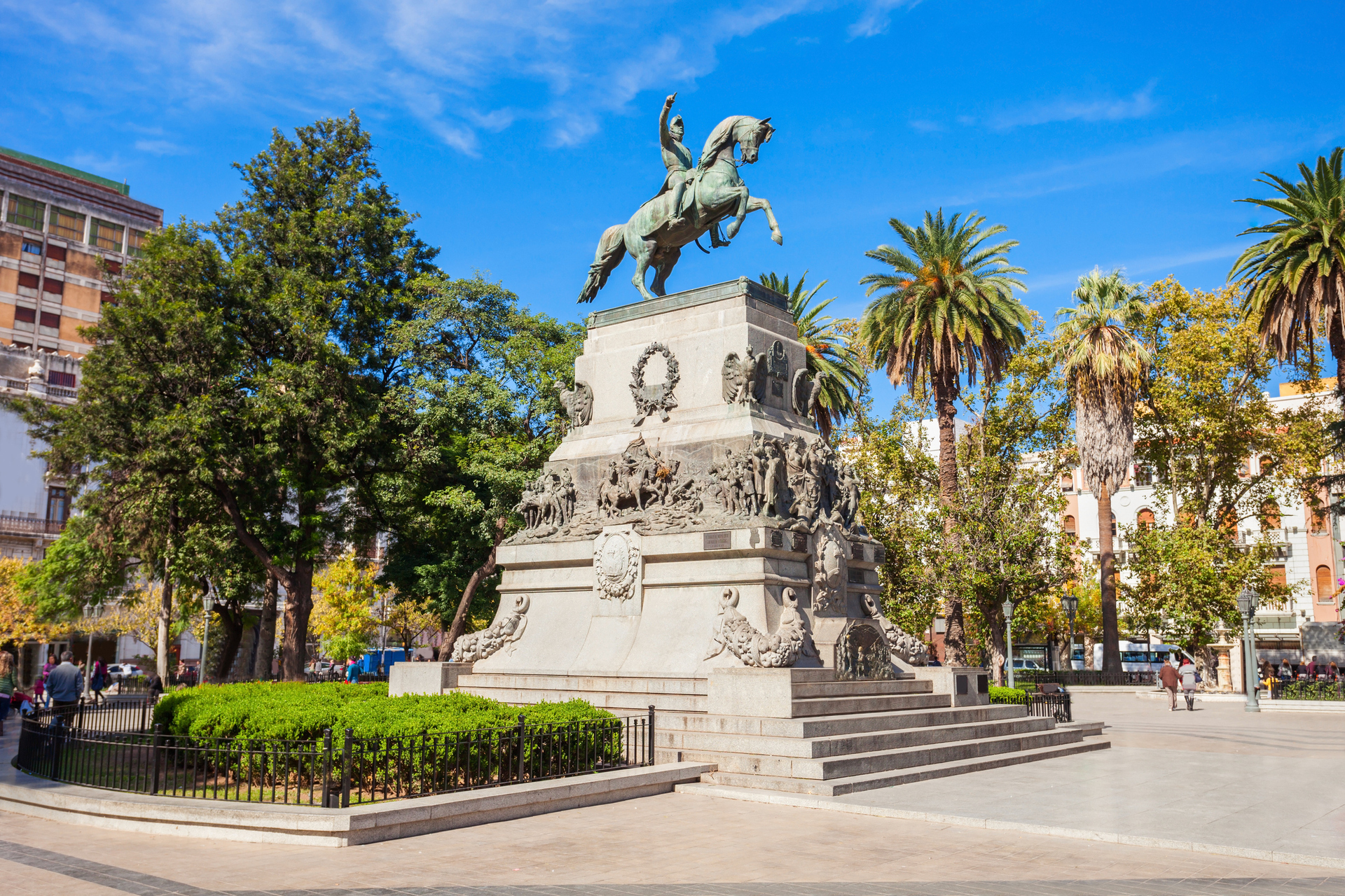 Monumento ao general José de San Martín, herói da independência da Argentina, na praça San Martín, em Córdoba