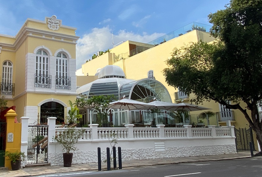 Fachada do Juma Ópera, em Manaus