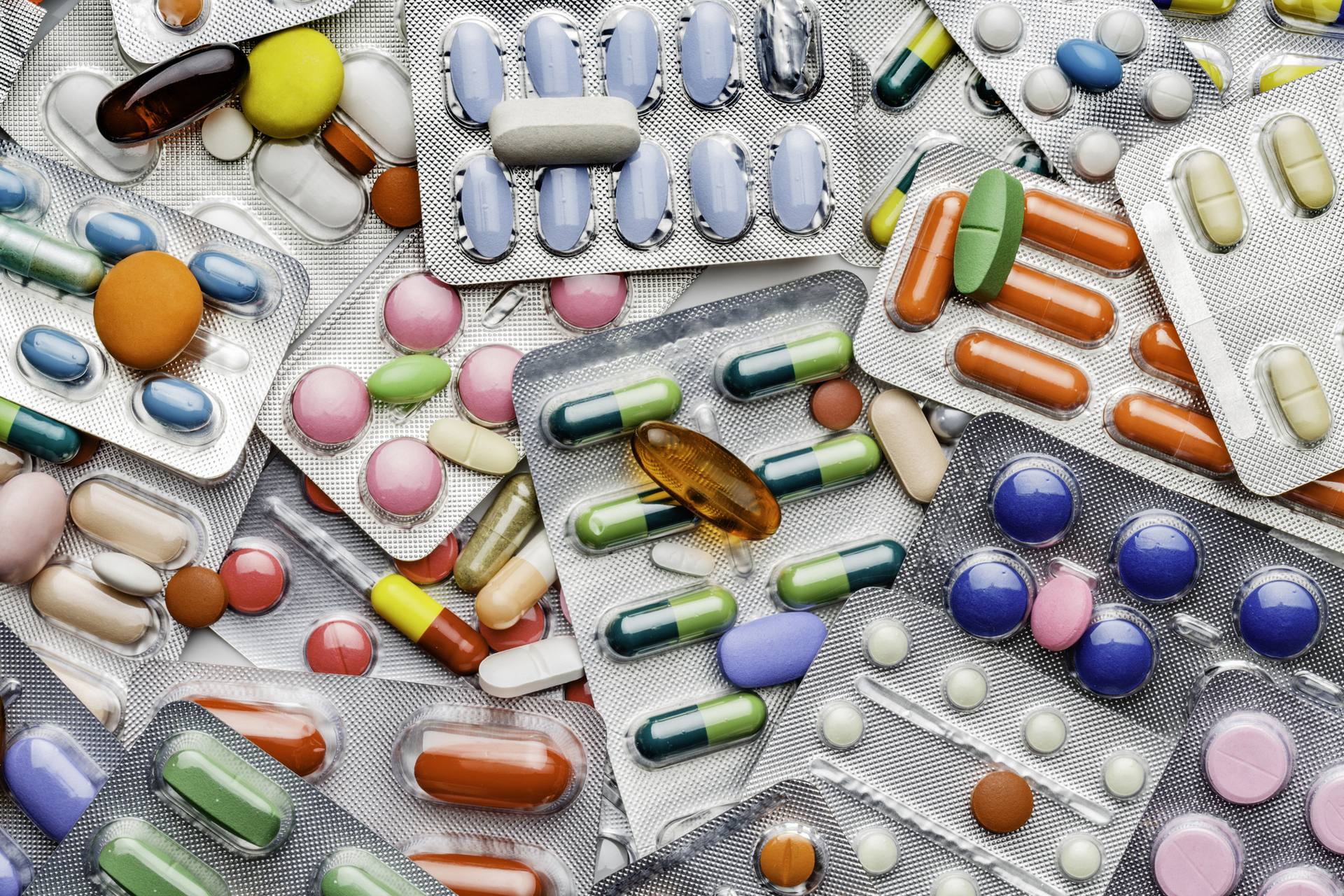 Governo autoriza reajuste no preços dos remédios em até 4,88%