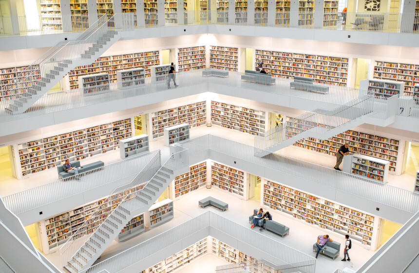 A biblioteca pública de Stuttgart, um dos centros de leitura mais vanguardistas da Europa