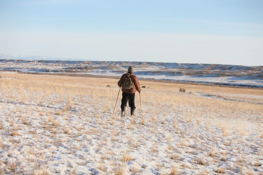 “13 quilômetros” é uma história incrível de um homem cego que caminha sozinho na zona rural do Cazaquistão