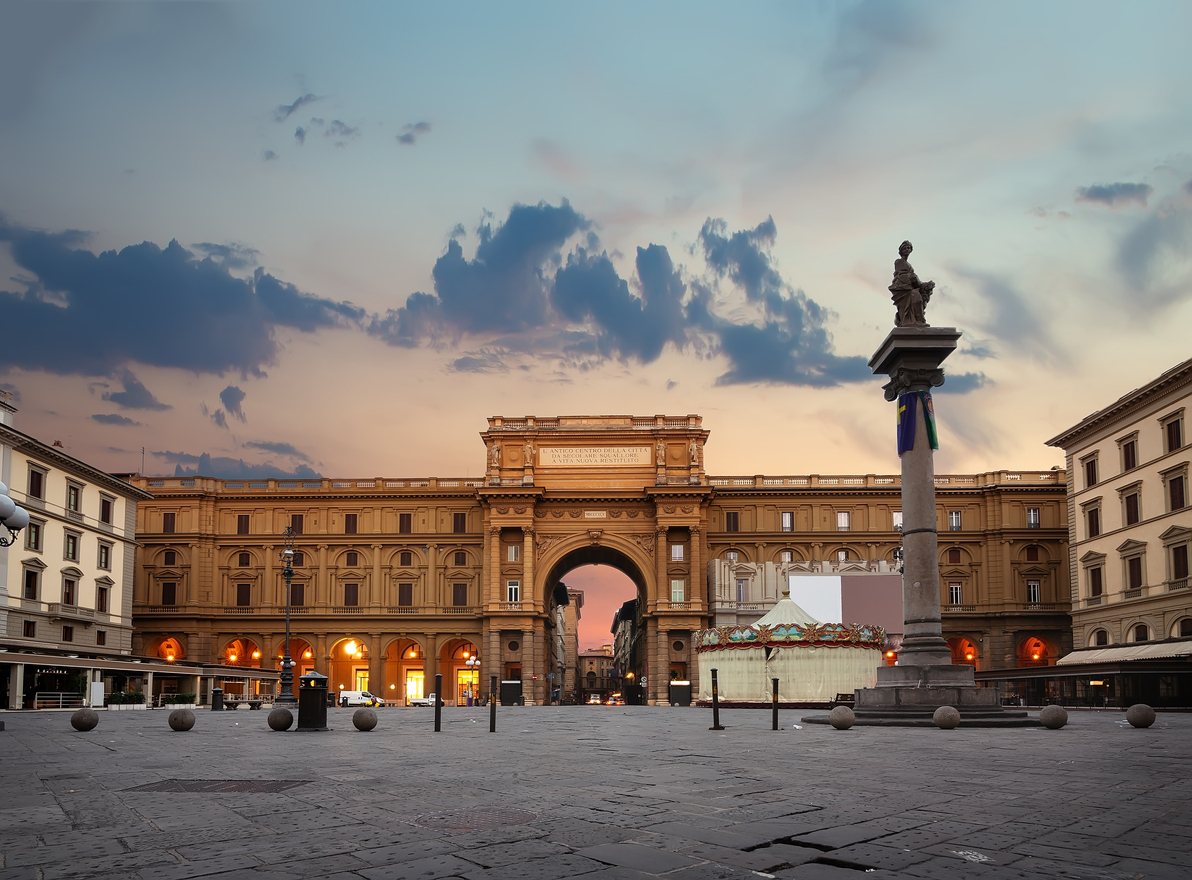 Piazza della Repubblica, uma das praças mais bonitas de Florença
