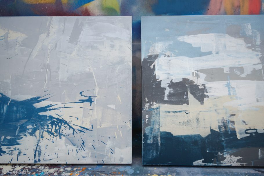“Abstrato Azul” é uma das obras da mostra “Se foi, tempo.”