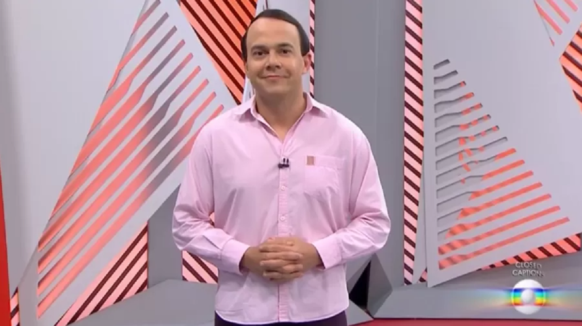 Após eliminação, apresentador do Globo Esporte PE se veste de Gil do Vigor