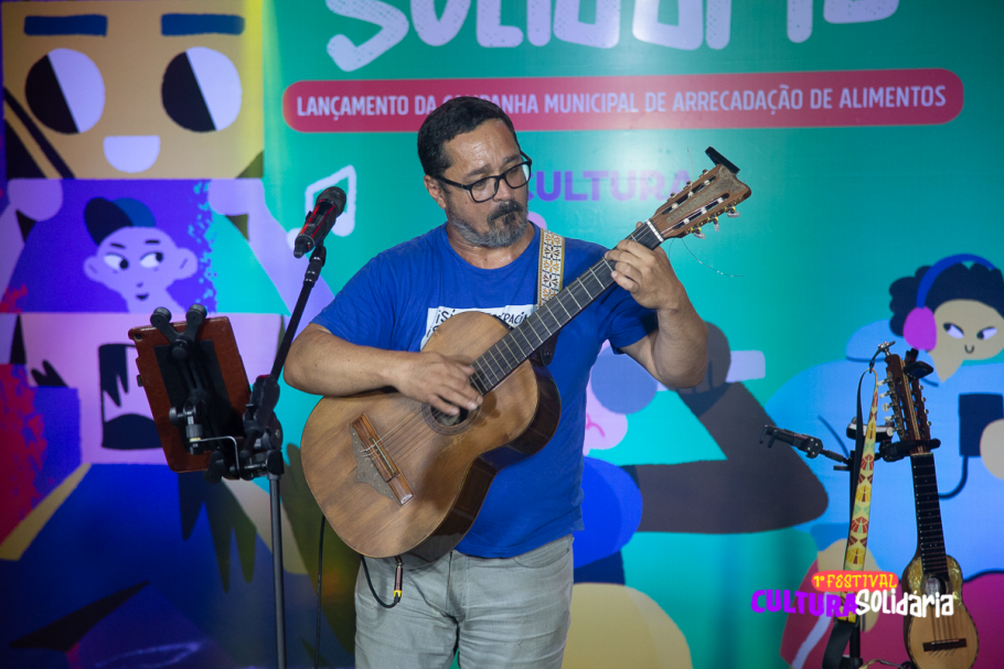 Che Jara Arrais é o convidado que fará a apresentação musical. Foto: Divulgação Prefeitura de Diadema.