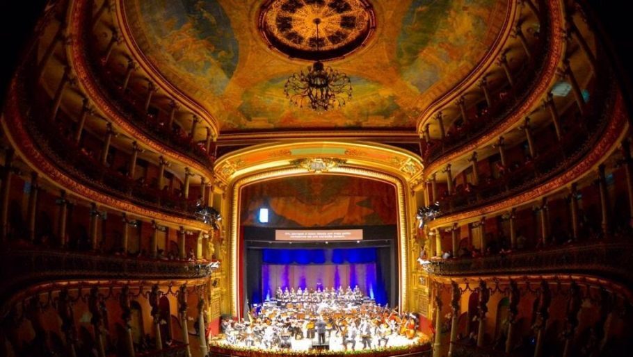 O Teatro Amazonas é um símbolo cultural e arquitetônico do Estado