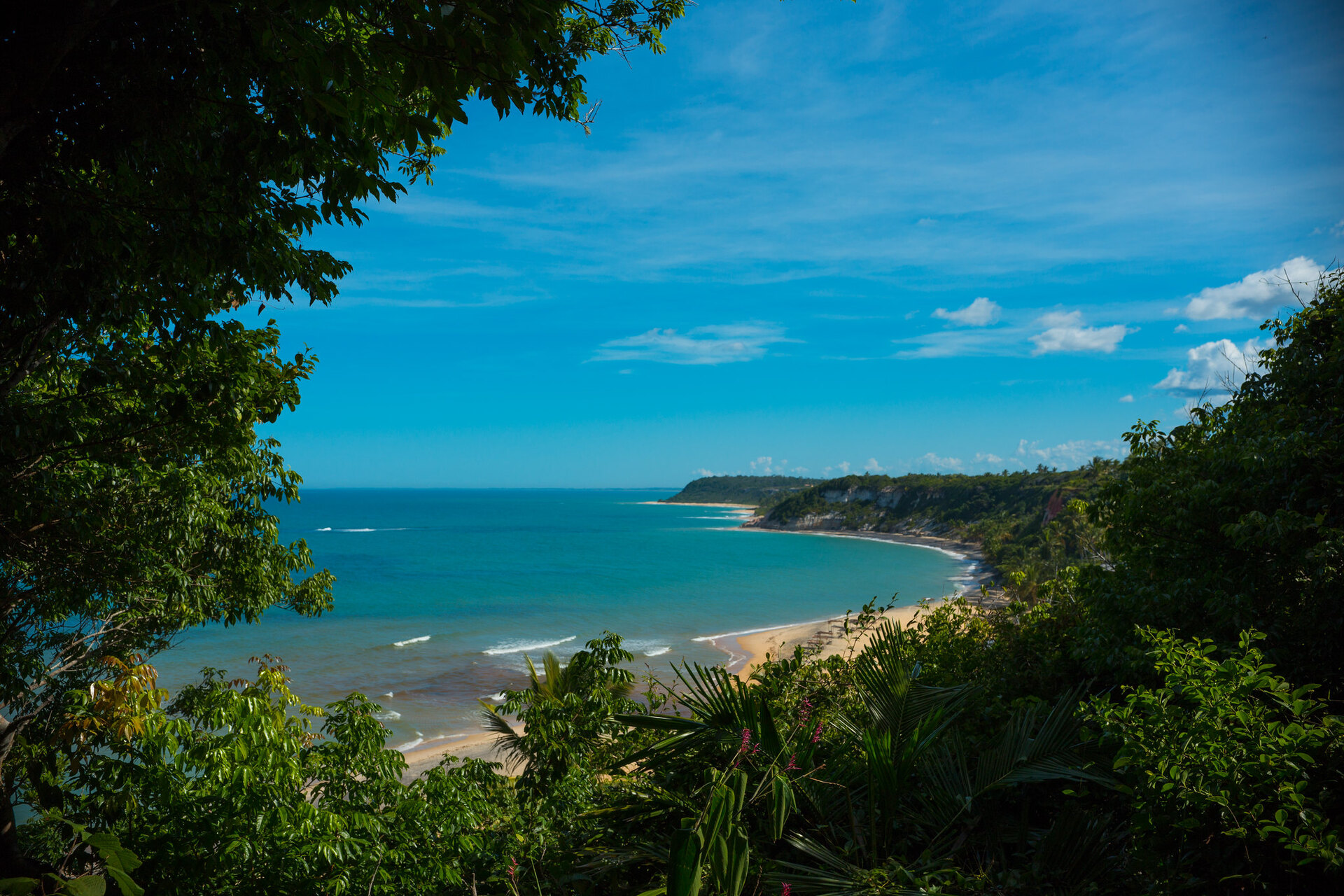 Vista da praia do Espelho, no distrito de Trancoso, no sul da Bahia