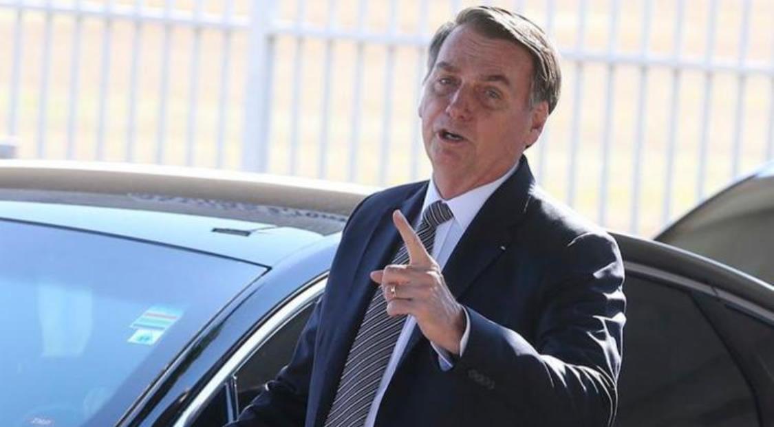 Bolsonaro: “se PT voltar ao governo, terá maconha no Alvorada”