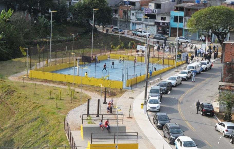 Nova praça de lazer e esportes fecha plano de urbanização na região. Fotos: Angelo Baima/PSA.