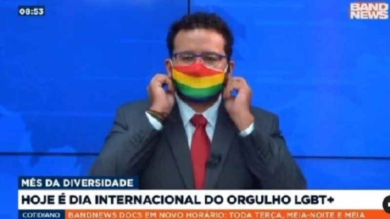 Jornalista Band se assume gay ao vivo