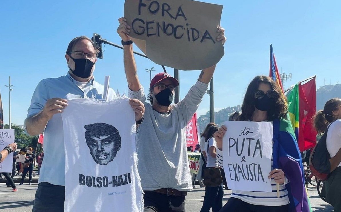 Famosos vão às ruas para manifestação contra governo Bolsonaro