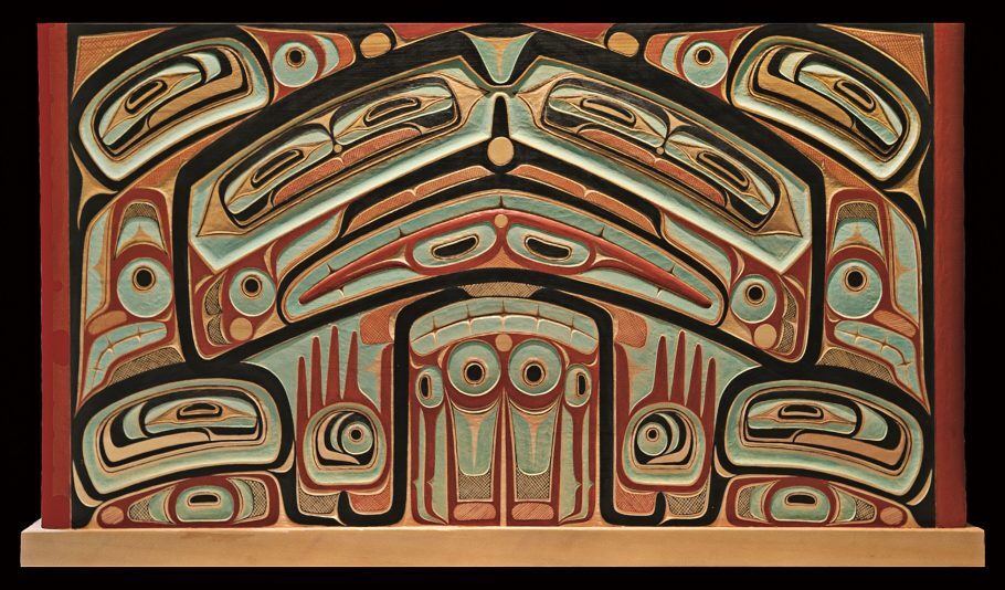 madeira entalhada, obra do povo Haida