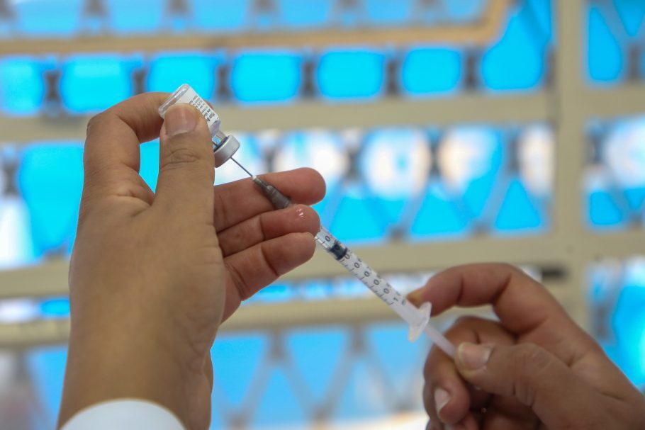  São Paulo divulga data de vacinação de pessoas de 32 a 34 anos