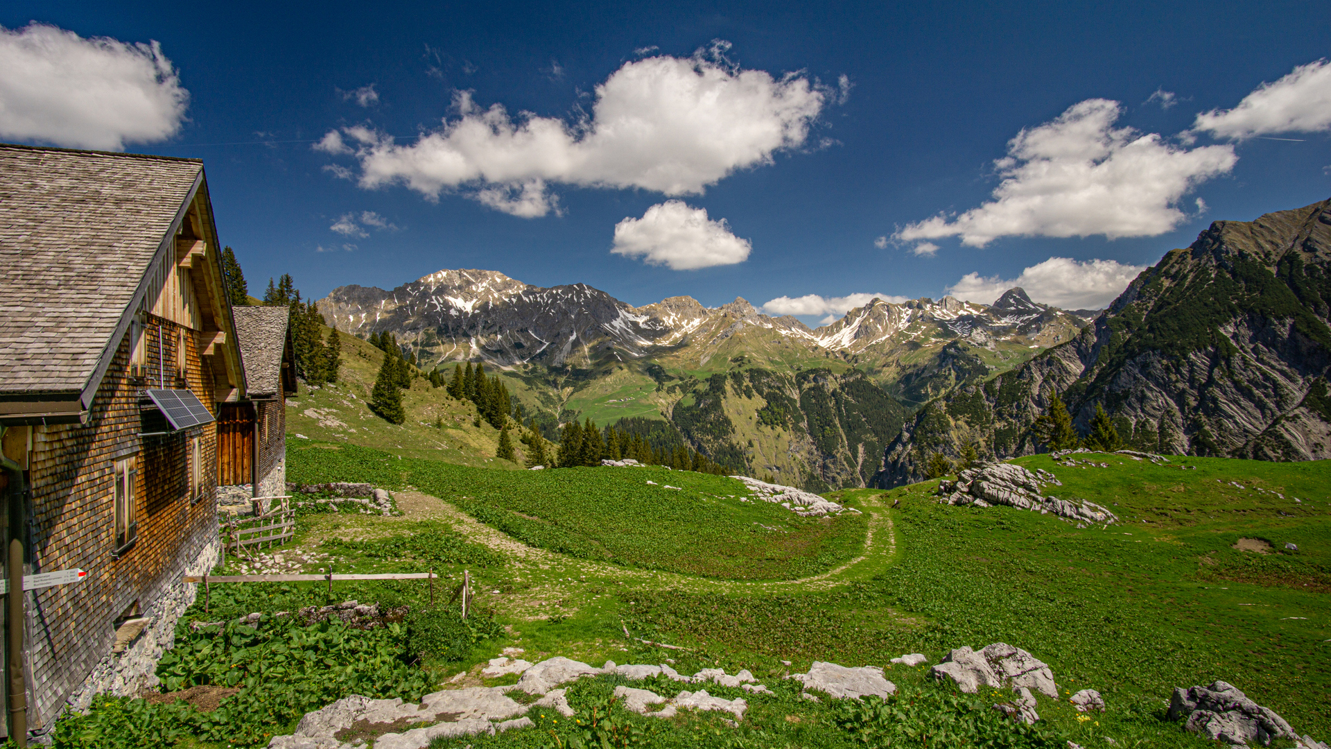 A paisagem bucólica da região de Vorarlberg,no extremo oeste da Áustria