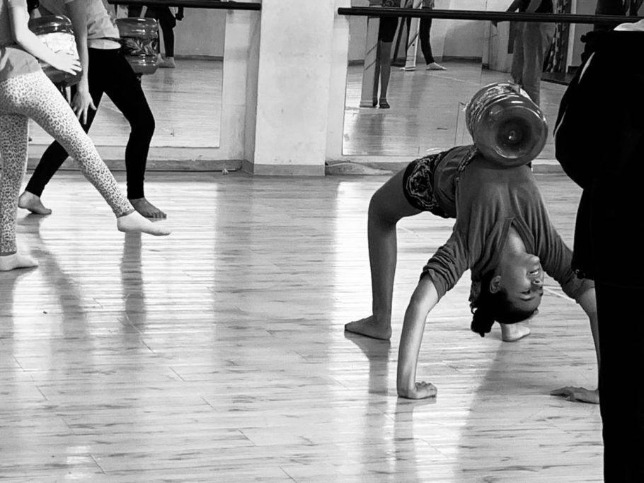 Formação gratuita no formato digital tem vagas nos núcleos infantil, adolescente e adulto. Foto: Divulgação/PSA.