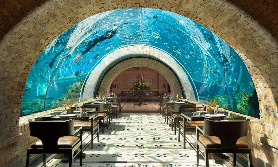 Interior do Koral Restaurant, do hotel Apurva Kempinski Bali, na Indonésia