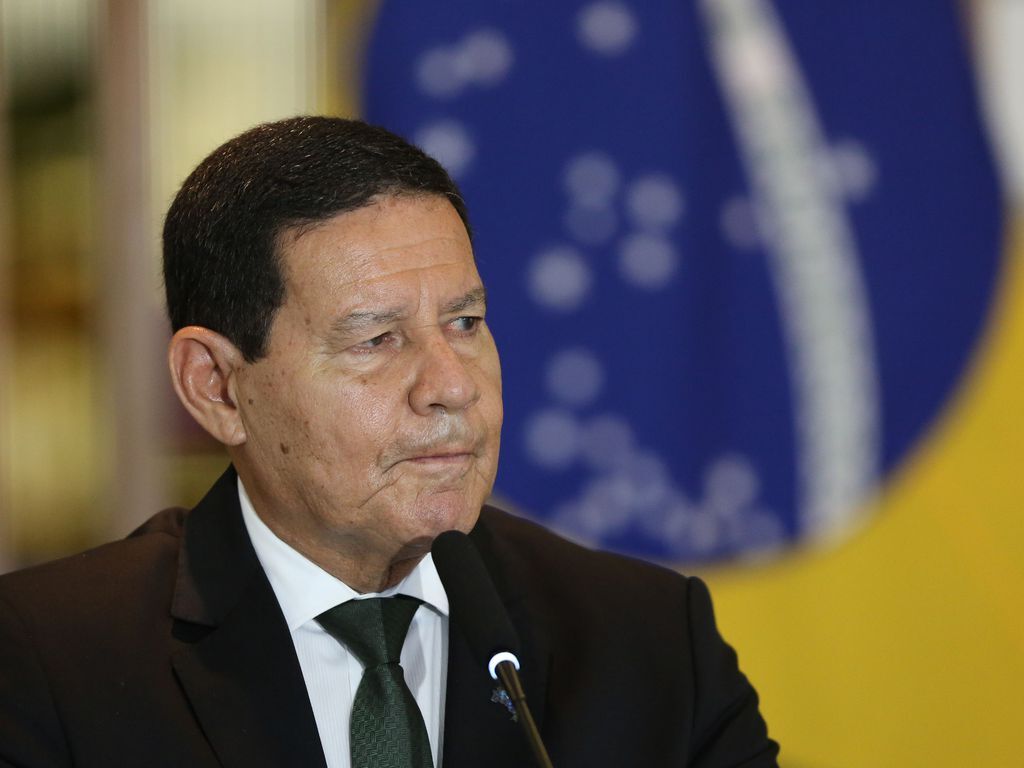 O vice-presidente da República Hamilton Mourão comentou a guerra na Ucrânia e foi desautorizado por Bolsonaro
