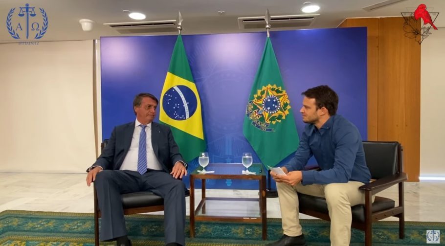 Bolsonaro voltou a minimizar a pandemia e culpou o número de óbitos a comorbidades
