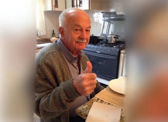 Carlos Vusberg, de 84 anos, internado com o novo coronavírus