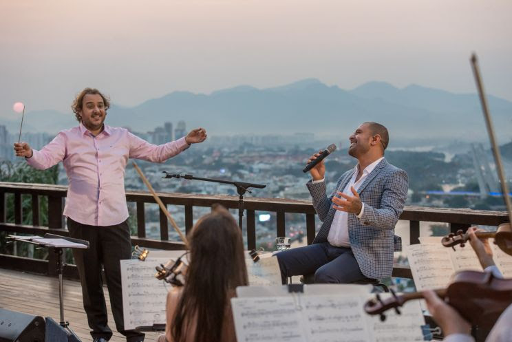 O encontro incrível entre Diogo Nogueira e a Orquestra Ouro Preto