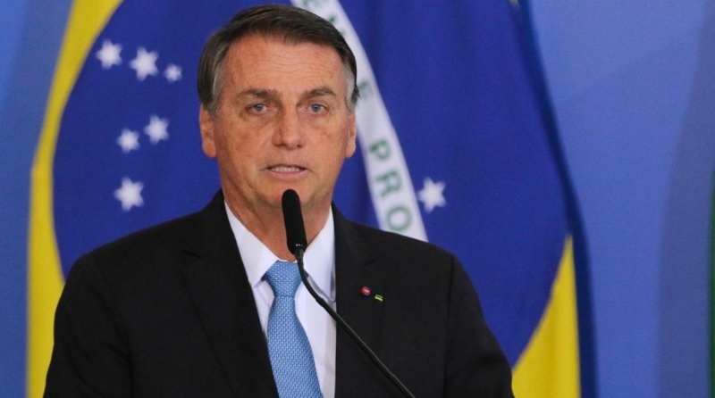 Diplomata que preparou ida de Bolsonaro à ONU testa positivo para covid