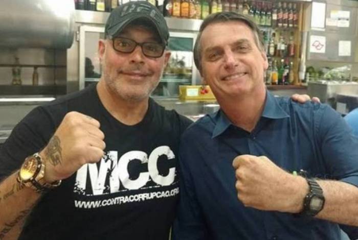 Frota e Bolsonaro durante campanhas eleitorais de 2018