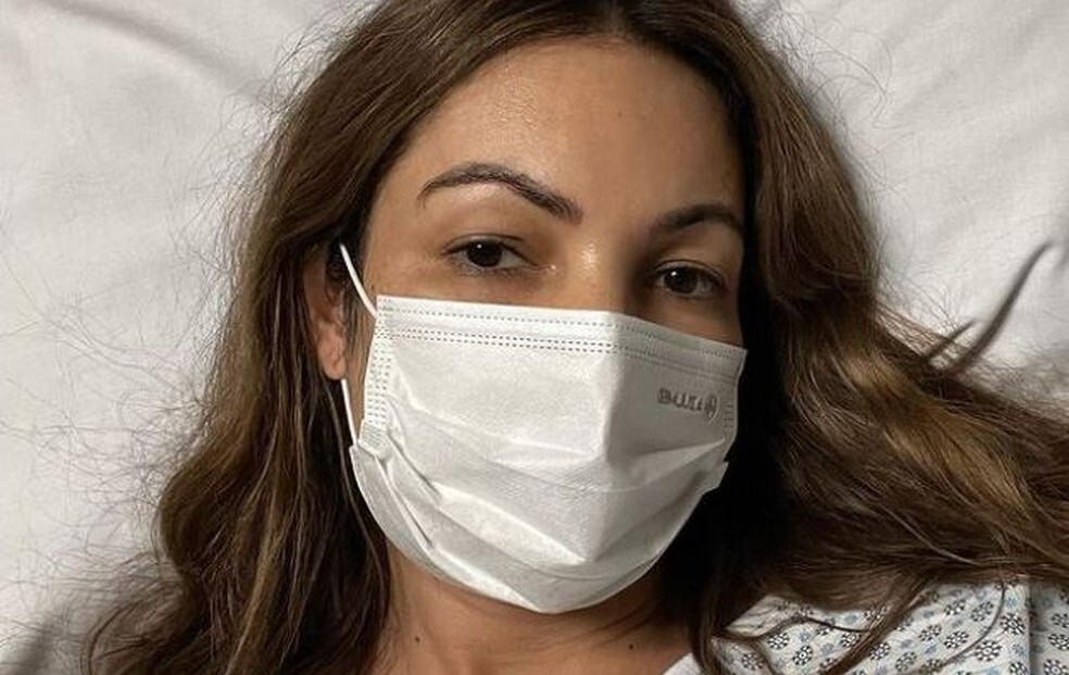 Patrícia Poeta passa por cirurgia de emergência nas amígdalas