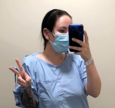 Tee realizou cirurgia para remover o septo vaginal