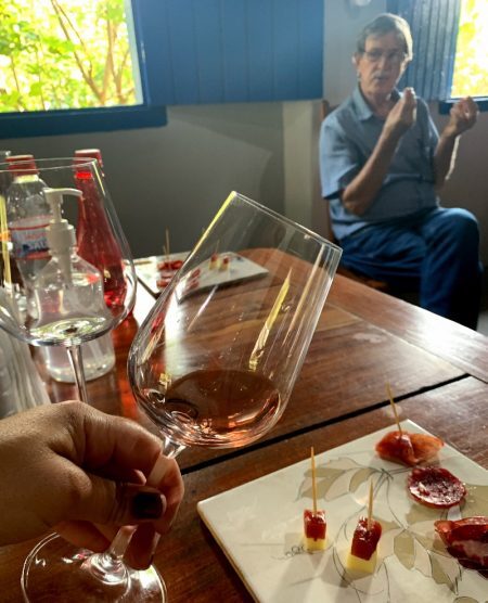 Experiência única degustar os vinhos com o Sr. José Procópio Stella