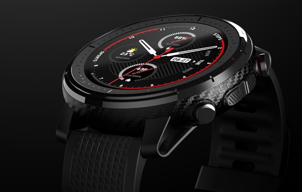 The Amazfit Stratos 3 is in the promotion with the value between R$ 906.45 and R$ 910.99, depending on the chosen combo