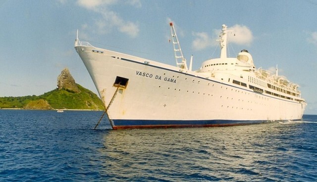Navio Vasco da Gama foi um dos que realizava cruzeiros para Fernando de Noronha até 2013