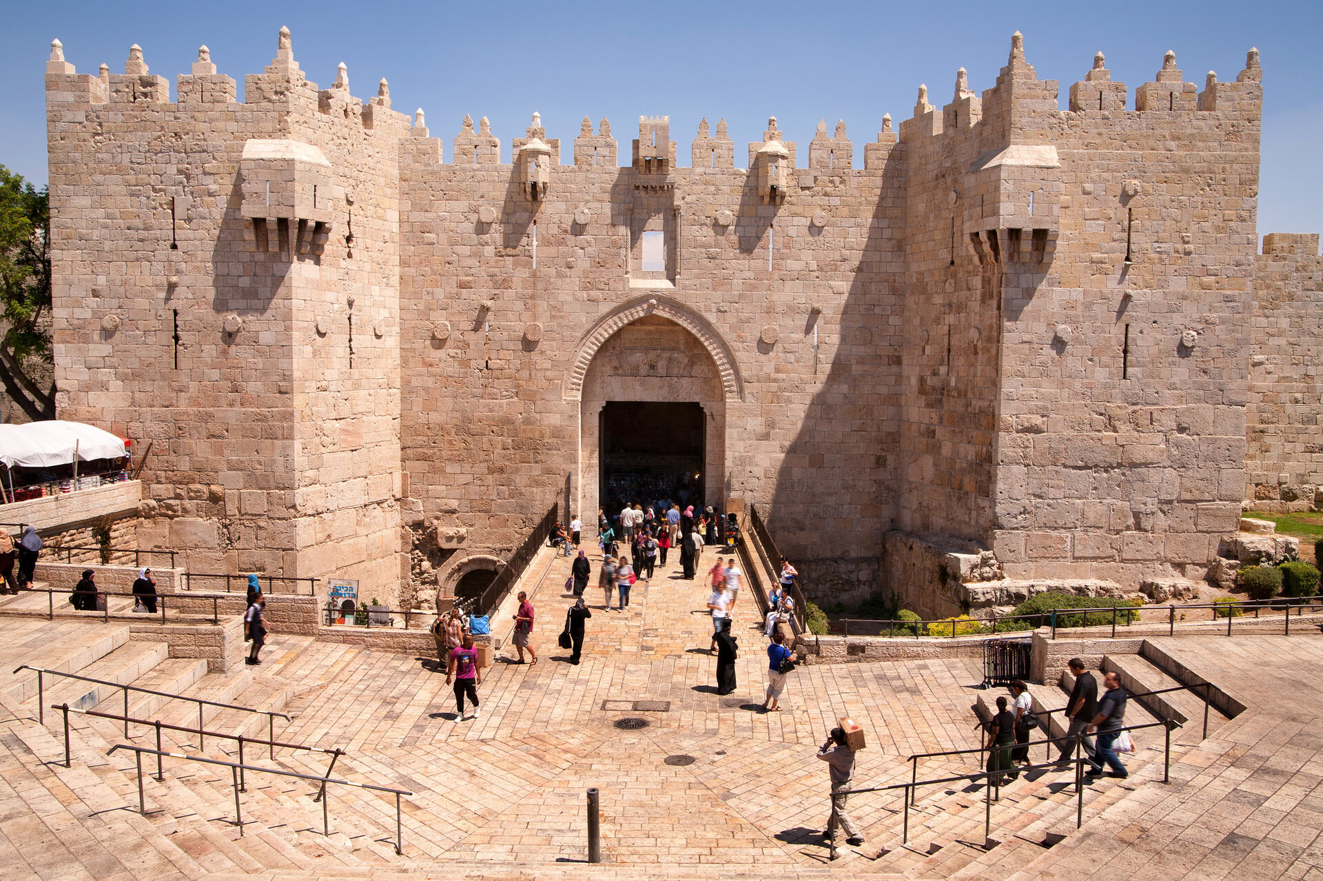  Portão de Damasco, entrada para a cidade velha de Jerusalém