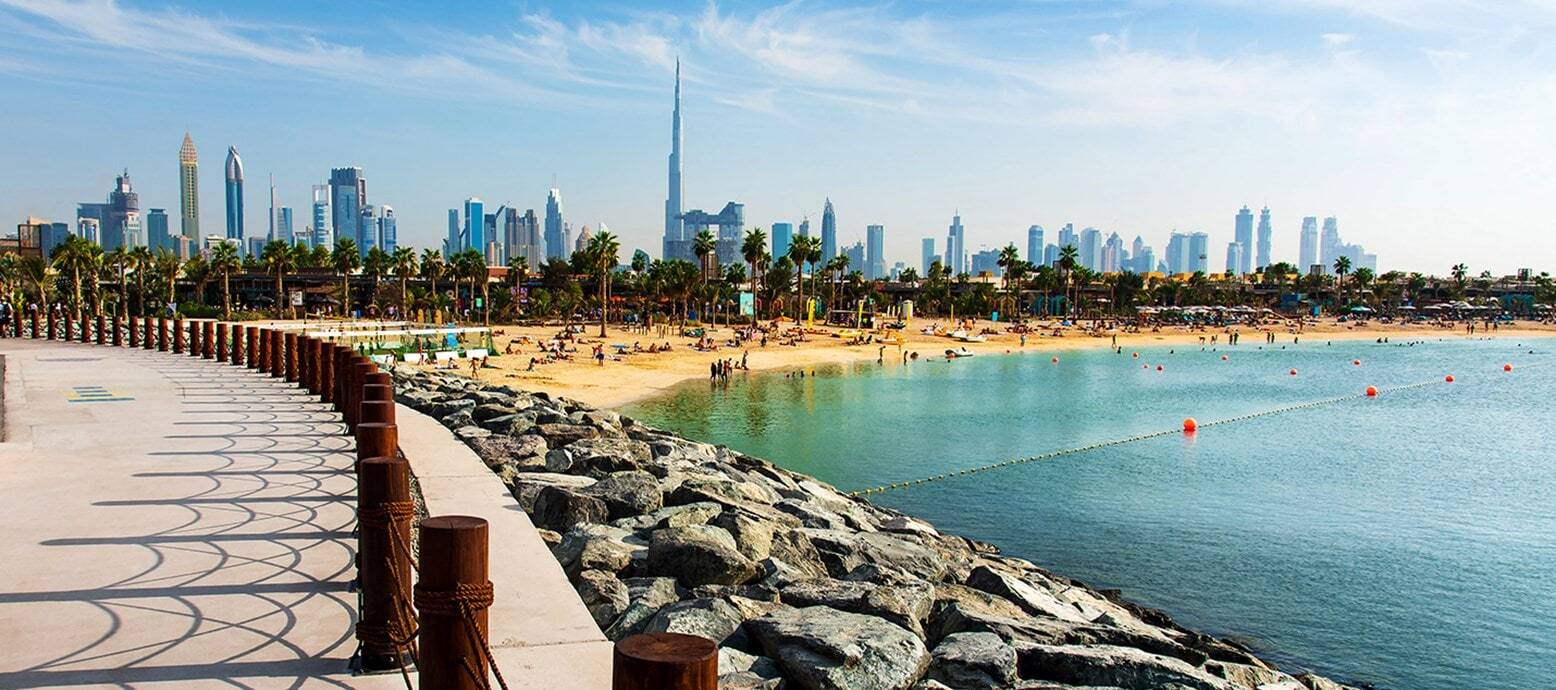 La Mer oferece uma vista do skyline de Dubai incrível