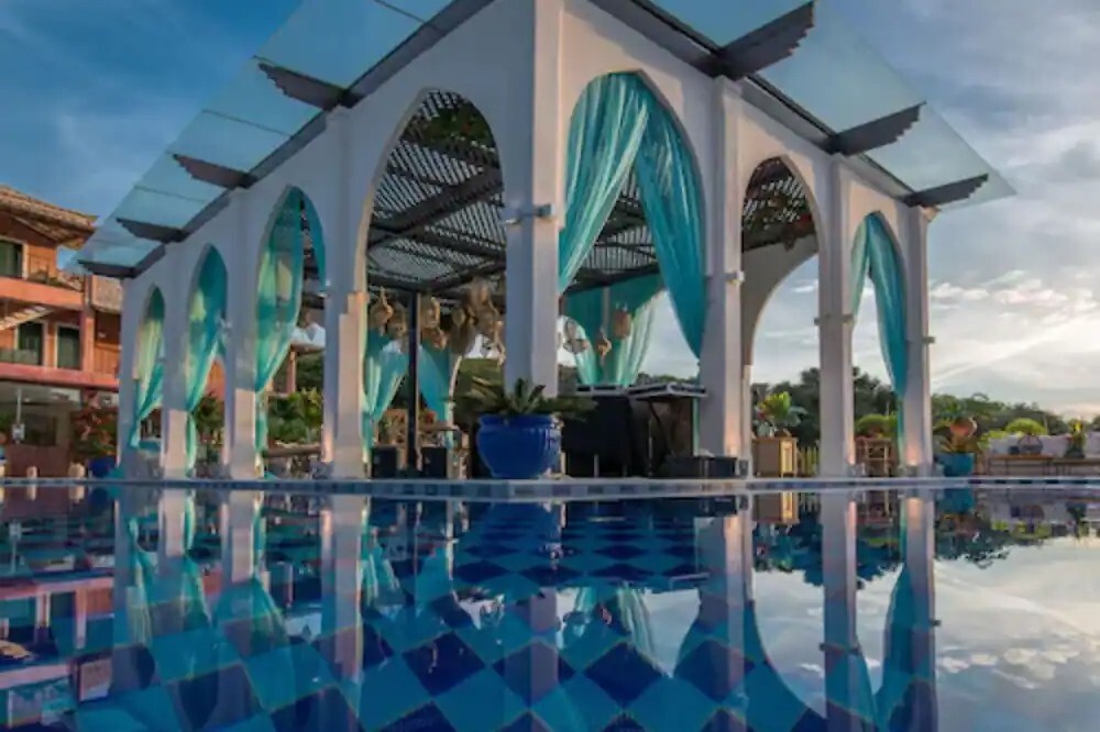 A piscina do Pedra da Laguna Boutique Hotel & SPA é daqueles que rendem belas fotos