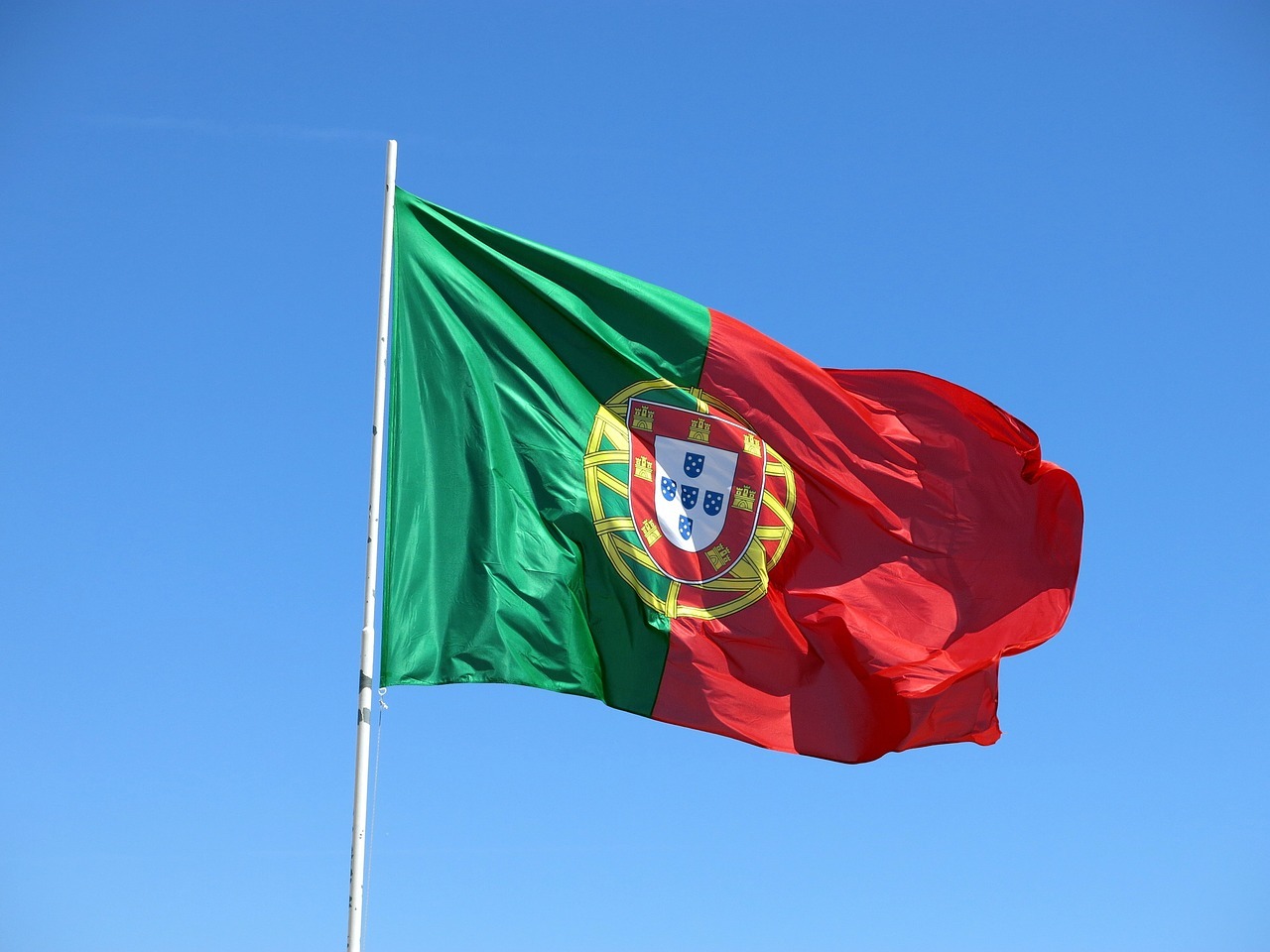 Veja onde fazer cursos de português on-line A língua portuguesa é a quinta maior em número de falantes nativos no mundo 