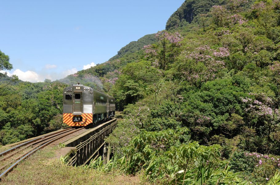 Litorina de Luxo da Serra Verde Express