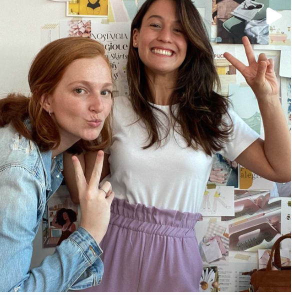 Jessica Blanco e Daniela Ferreira, as duas sócias por trás do produtos super fofos e mega charmosos da Meg & Meg
